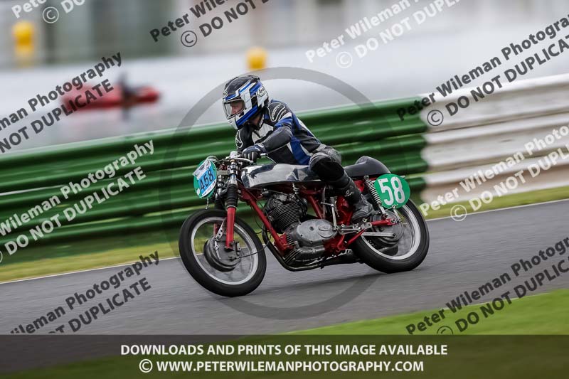 Vintage motorcycle club;eventdigitalimages;mallory park;mallory park trackday photographs;no limits trackdays;peter wileman photography;trackday digital images;trackday photos;vmcc festival 1000 bikes photographs